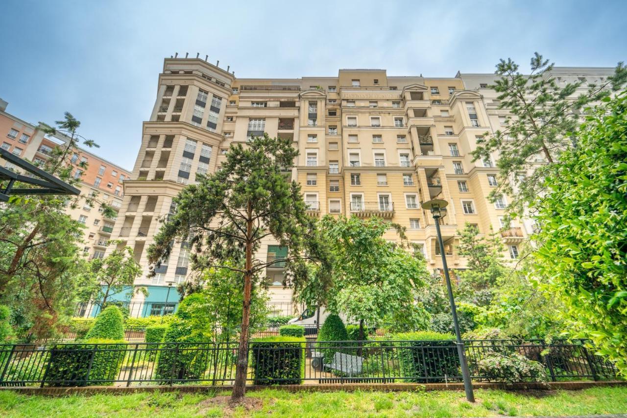 Appartamento Havre De Paix - Appt Avec Terrasse Courbevoie Esterno foto